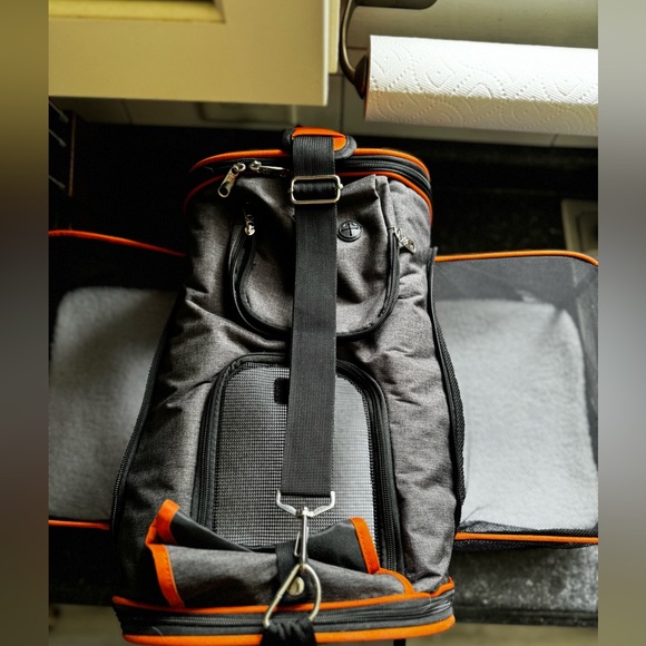 TSA approved pet carrier - Picture 4 of 4